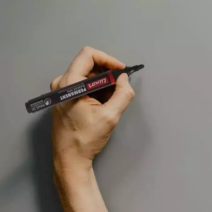 Luxor 1222 Refillable Permanent Bold Marker - Black  (Pack of 100)