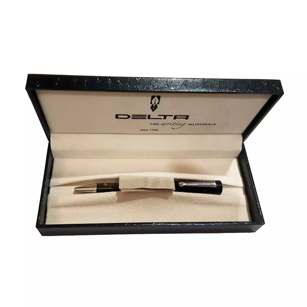 DELTA Unica Green Resin With Rhodium-Plated Trim Ballpoint Pen