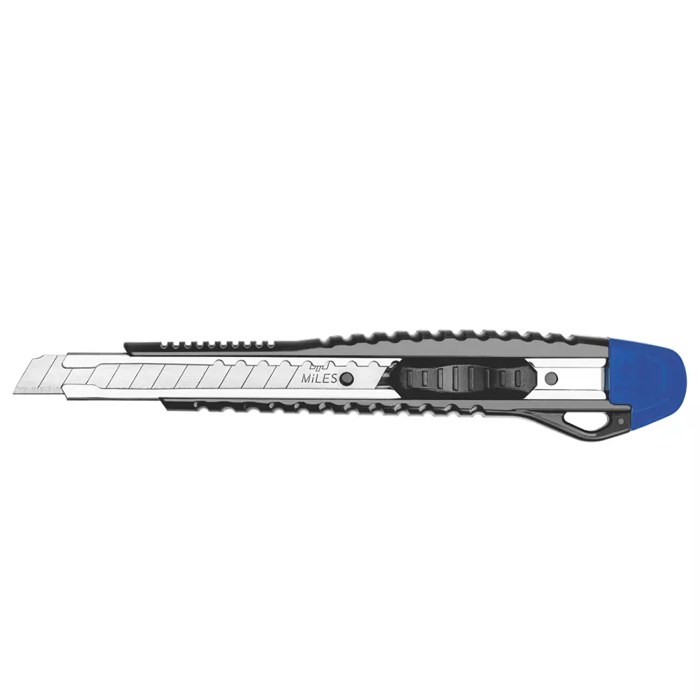 Miles Paper Cutter 9 mm 13 Segment, FA904/Y