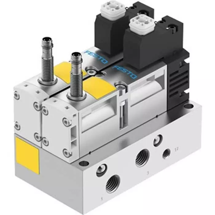 Festo Manual Pneumatic Relay Pneumatic Manual Control Valve VOFA Series, G 1/4, 1/4 inch, VOFA-L26-T32C-MZ-G14-1C1-APP