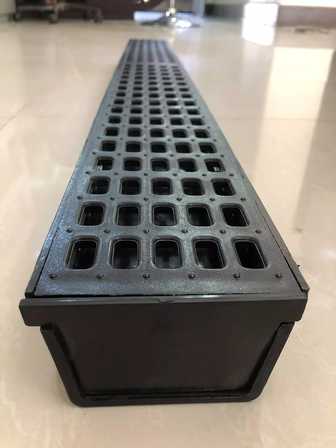 vida-bath-water-stop-drain-jali-hdpe-high-density-polyethylene-black-color-1000-x-100-x-57-mm-size