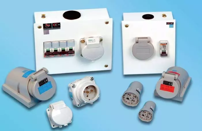 bch-pseu324-plug-socket-box-pseu-32a-415v