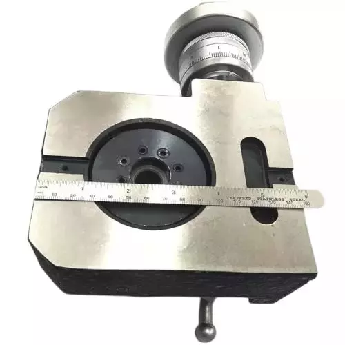 Buyohlic International Horizontal Vertical Rotary Table with 110 mm Diameter and 4 Slots for Milling Machine, AY-7QD2-7XGX