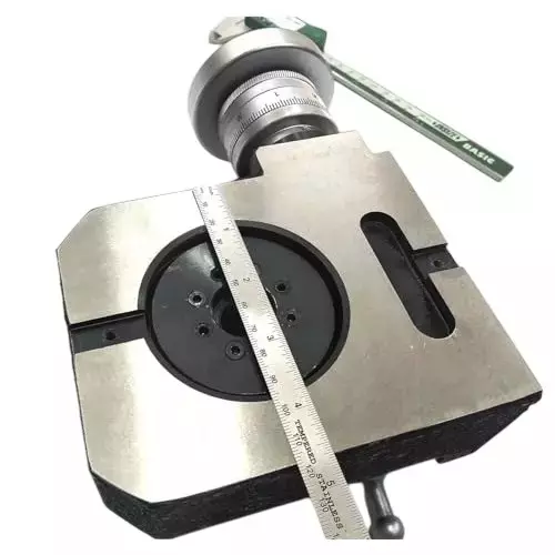 Buyohlic International Horizontal Vertical Rotary Table with 110 mm Diameter and 4 Slots for Milling Machine, AY-7QD2-7XGX