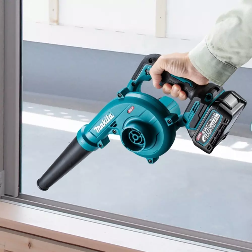 Makita Cordless Blower 40 V Max Li-ion XGT 3 Speed, 3.6 m³/min and 3.2 N Blowing Force, UB002GZ (Without Battery & Charger)
