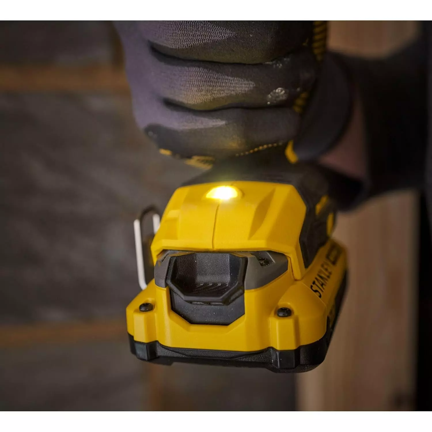 stanley-cordless-hammer-drill-driver-20-v-13-mm-chuck-0-1900-rpm-speed-65-nm-max-torque-sbd716-b1