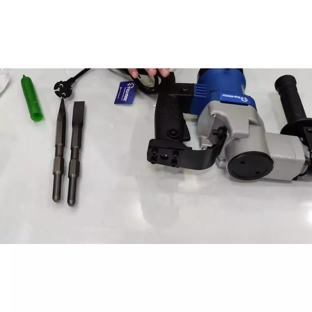 trumax-1350-w-demolition-hammer-10-j-impact-energy-and-3800-bpm-no-load-speed-mx0811-with-2-chisels-other-accessories