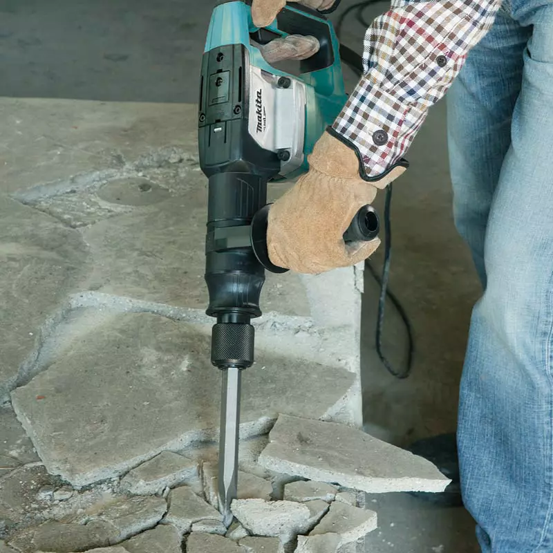Makita 900 W 7.2 J 2900 RPM Electric Demolition Hammer M8600B
