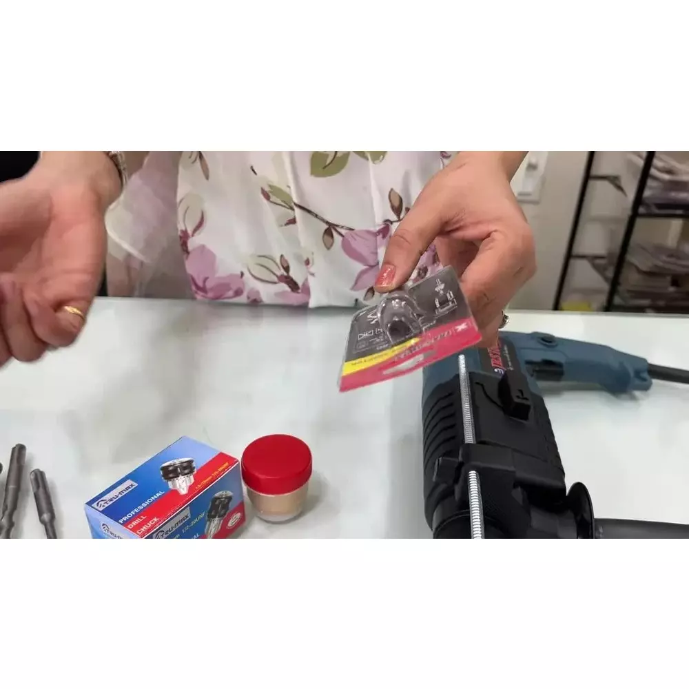 jrs-drive-500-w-rotary-hammer-20-mm-drilling-diameter-and-0-1200-rpm-no-load-speed-with-3-drill-bits