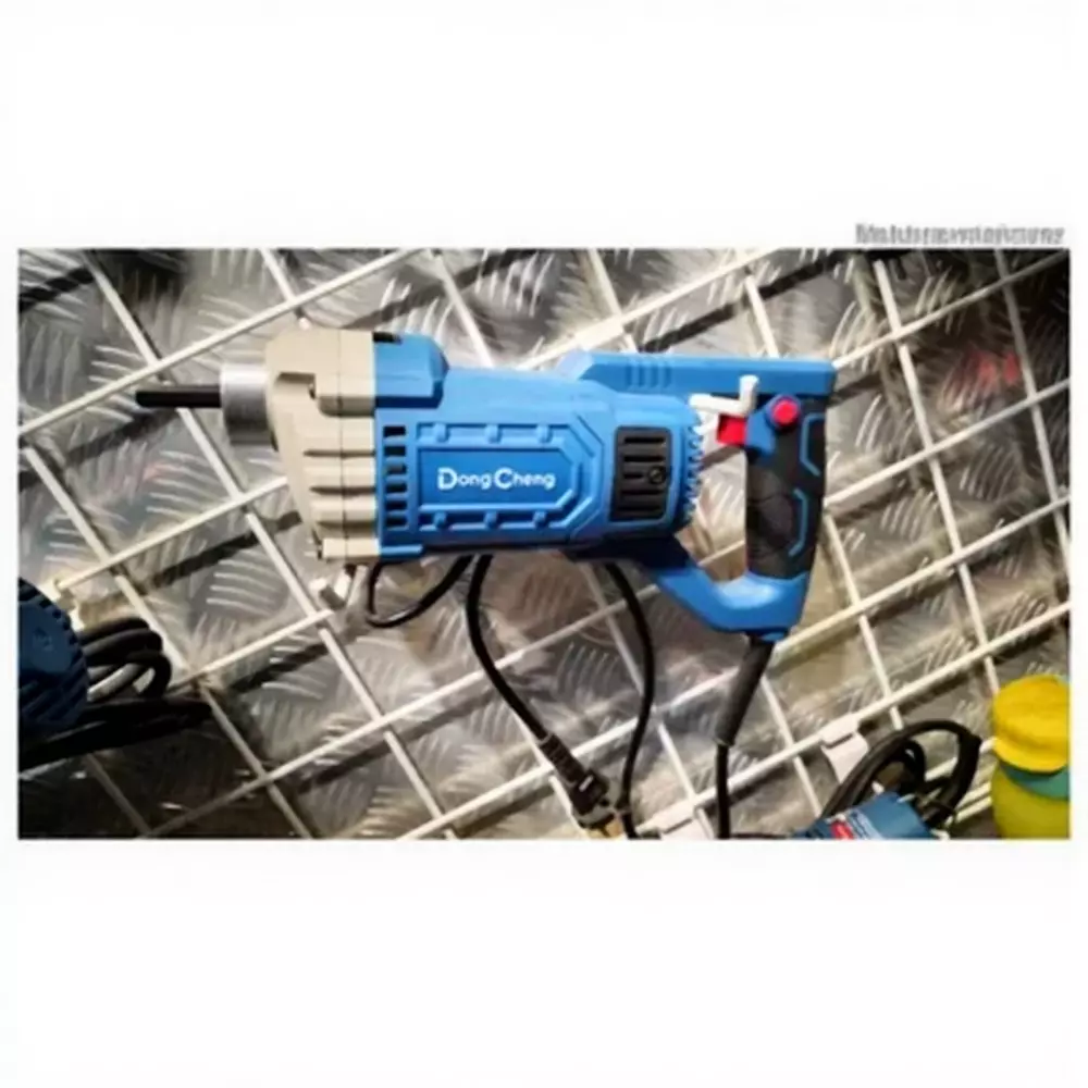 dongcheng-concrete-vibrator-32-mm-rod-diameter-1200-w-power-4300-rpm-speed-for-industrial-use-dzd35