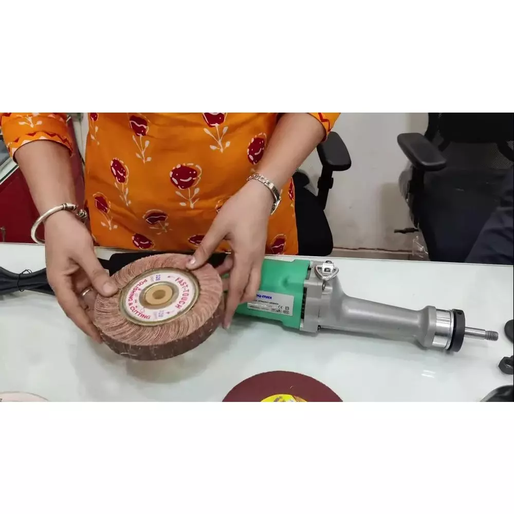trumax-700-w-straight-grinder-5-inch-125-mm-disc-diameter-and-4800-rpm-no-load-speed-mx2115-without-grinding-wheel