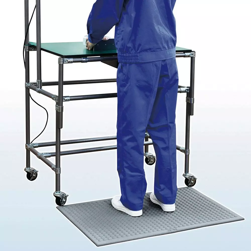 Vessel Conductive Fatigue Reduction Mat Gray R <= 1.0 x 10⁹Ω Resistance, AF-90