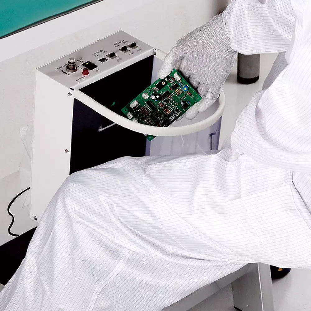 Vessel Ion Parts Cleaner Vertical Type 18 W Power Consumption, IPC-V4