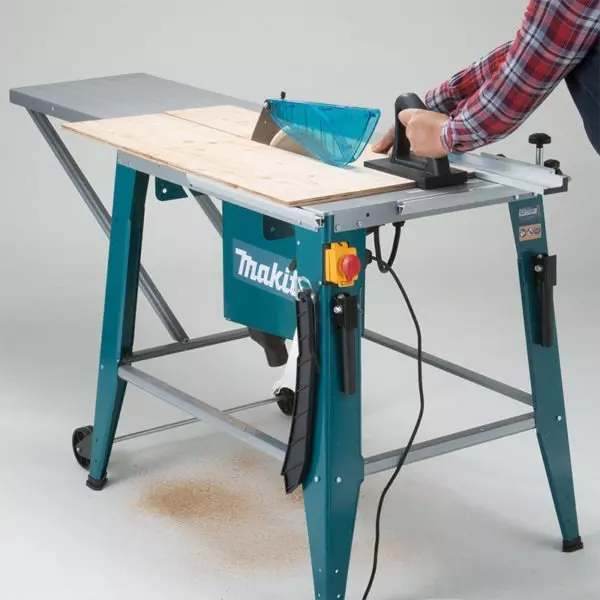 Makita Table Saw 315 mm Blade Diameter and 3400 RPM No Load Speed with Accessories, 2712