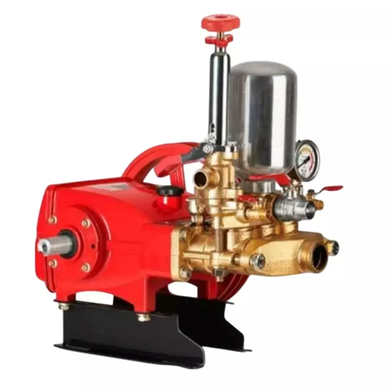 Mak HTP Pump with Accessories 3 Piston 700 ml Engine Oil Capacity Cast Iron 2 m Hose Length