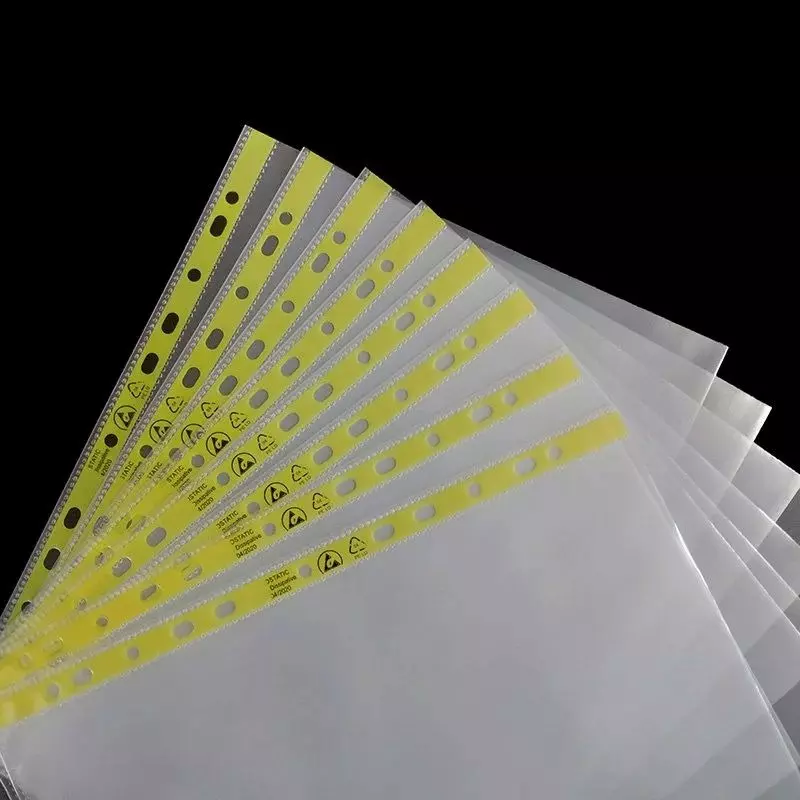 GLOBALSS Document Holder Folder Plastic Transparent A4