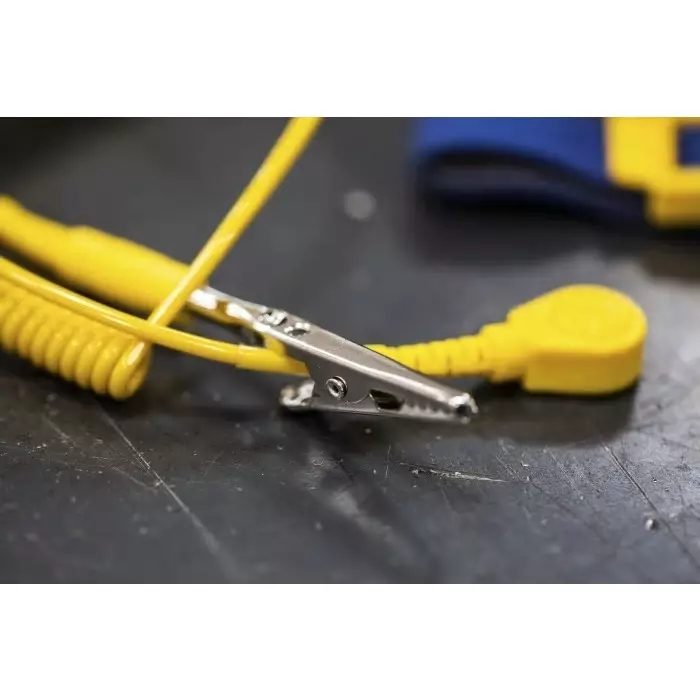 rs-pro-esd-grounding-wrist-strap-cord-set-with-10-mm-socket-10-mm-stud-model-no-2877379