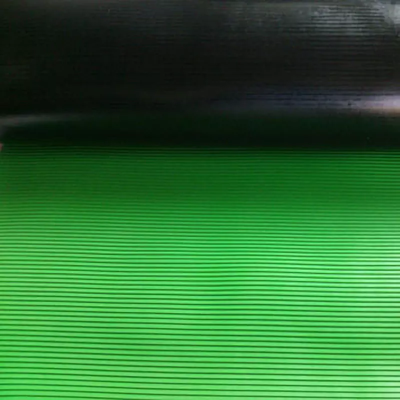 monotaro-rubber-mat-b-front-green-back-black-3-mm-thickness-horizontal-stripes-roll-of-10-metre