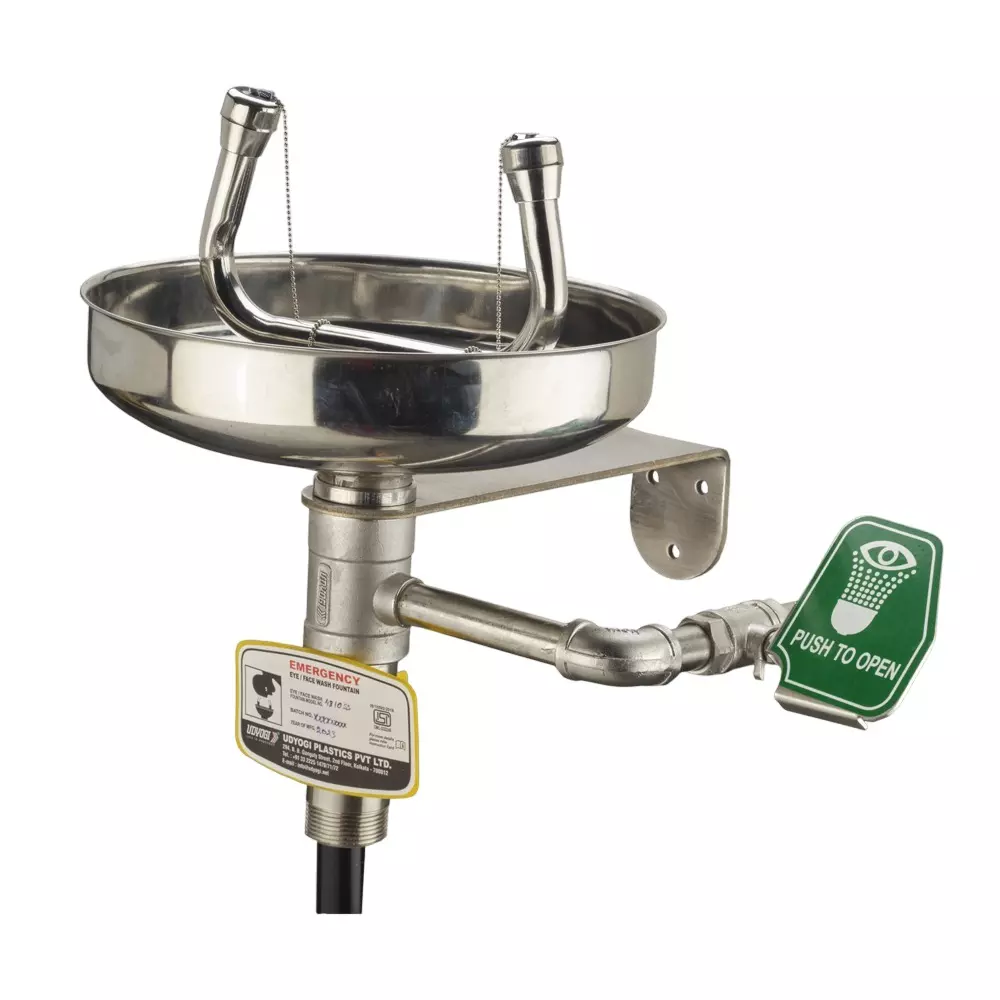 Udyogi Eye Wash Station Stainless Steel Push Plate 12.7 mm (1/2 inch BSP) Inlet, 4810 SS