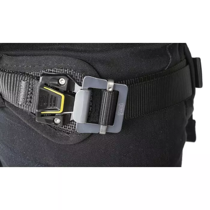 PETZL Front Rear Centre Waist Side Attachment Safety Harness 100 Kg Max, C071BA00