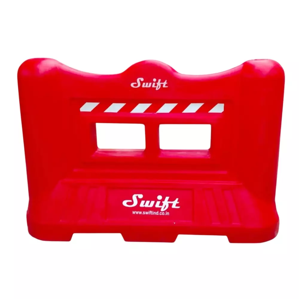 swift-road-safety-barricade-red-1620-x-400-x-1000-mm-rsb-15m1540