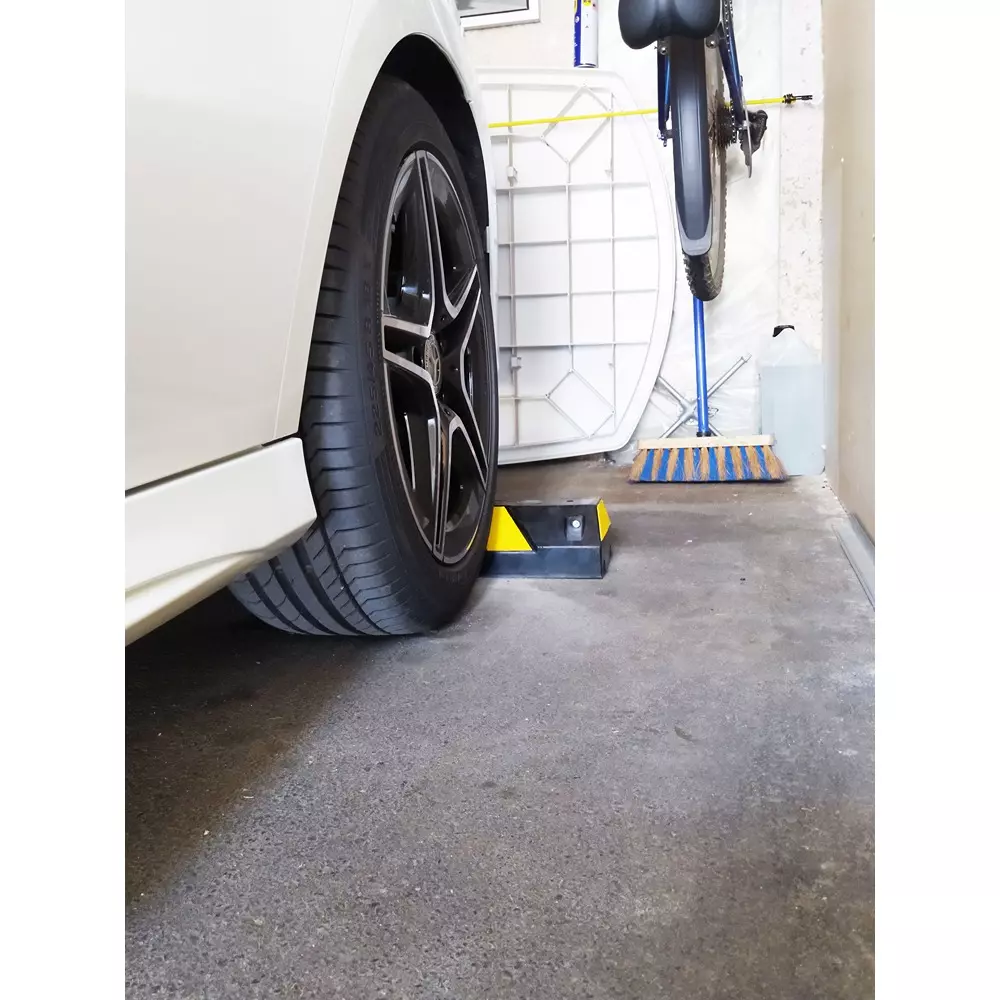 rs-pro-speed-bump-2847246