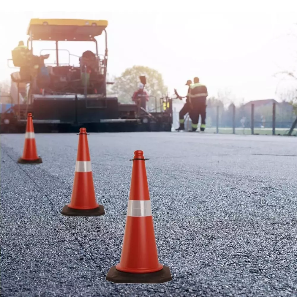 chandoks-road-safety-traffic-cone-with-reflective-strip-high-visibility-durable-weather-resistant-material-red-93-b8qp-0ct1-4-pcs