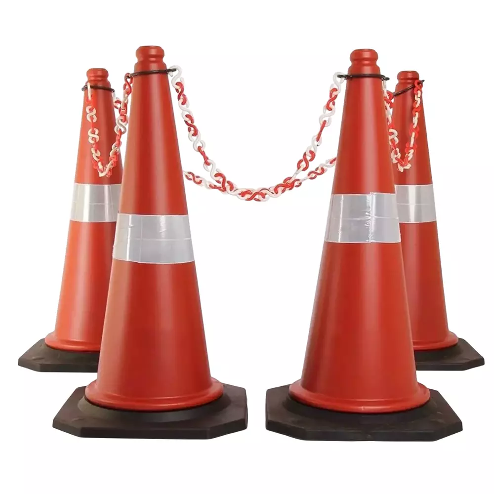 GENERIC Road Traffic Cones with 4 m Chain & 4 Hooks, 750 mm Height