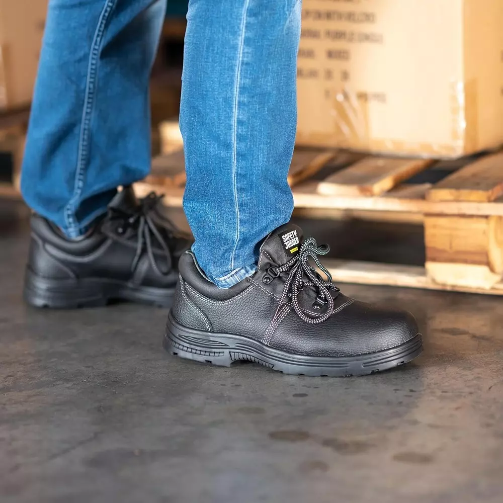 Safety Jogger 200 J Steel Toe Safety Shoe Low Ankle Nitrile Rubber Sole UK 9 Size Black Leather for Industrial Use, RENA S1