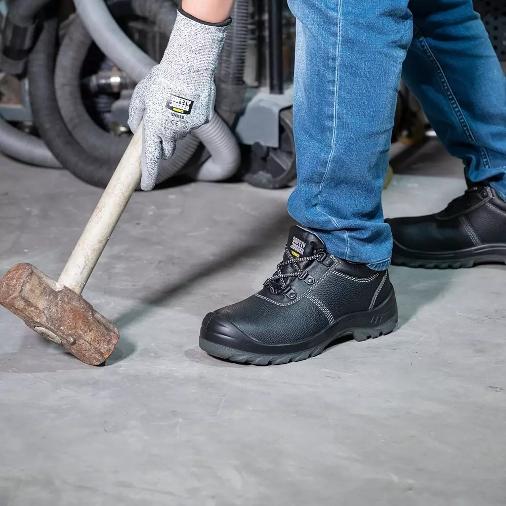 Safety Jogger 200 J Steel Toe Safety Shoe Low Ankle PU Sole UK 6 Size Black Leather for Industrial Use, BESTRUN S1