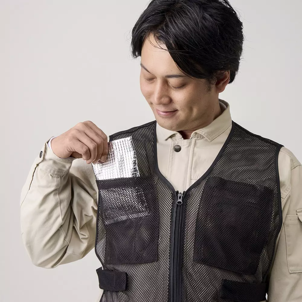 monotaro-mesh-vest-with-pockets-black-free-size-18145989