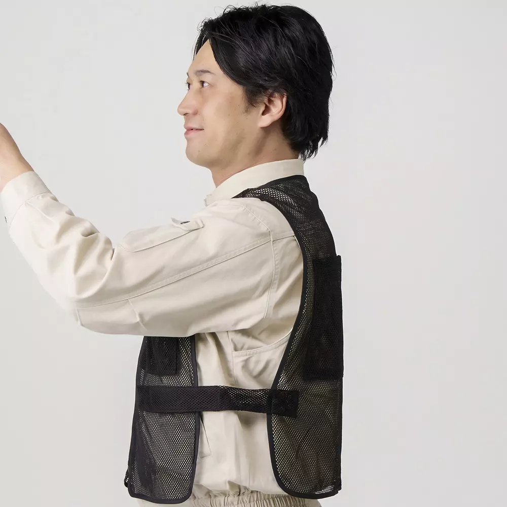 monotaro-mesh-vest-with-pockets-black-free-size-18145989