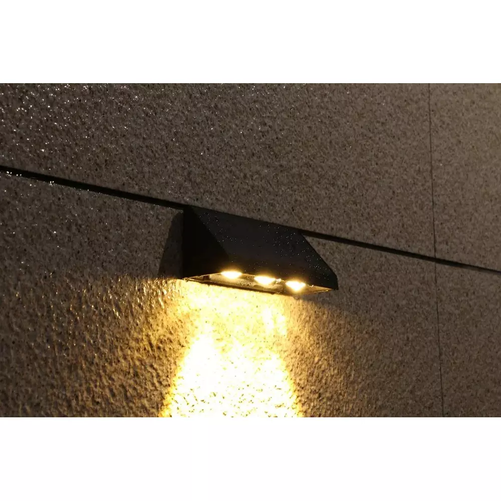 scube-solar-wall-light-15-w-power-black-wall-mounted-abs-for-outdoor-use-yh0624