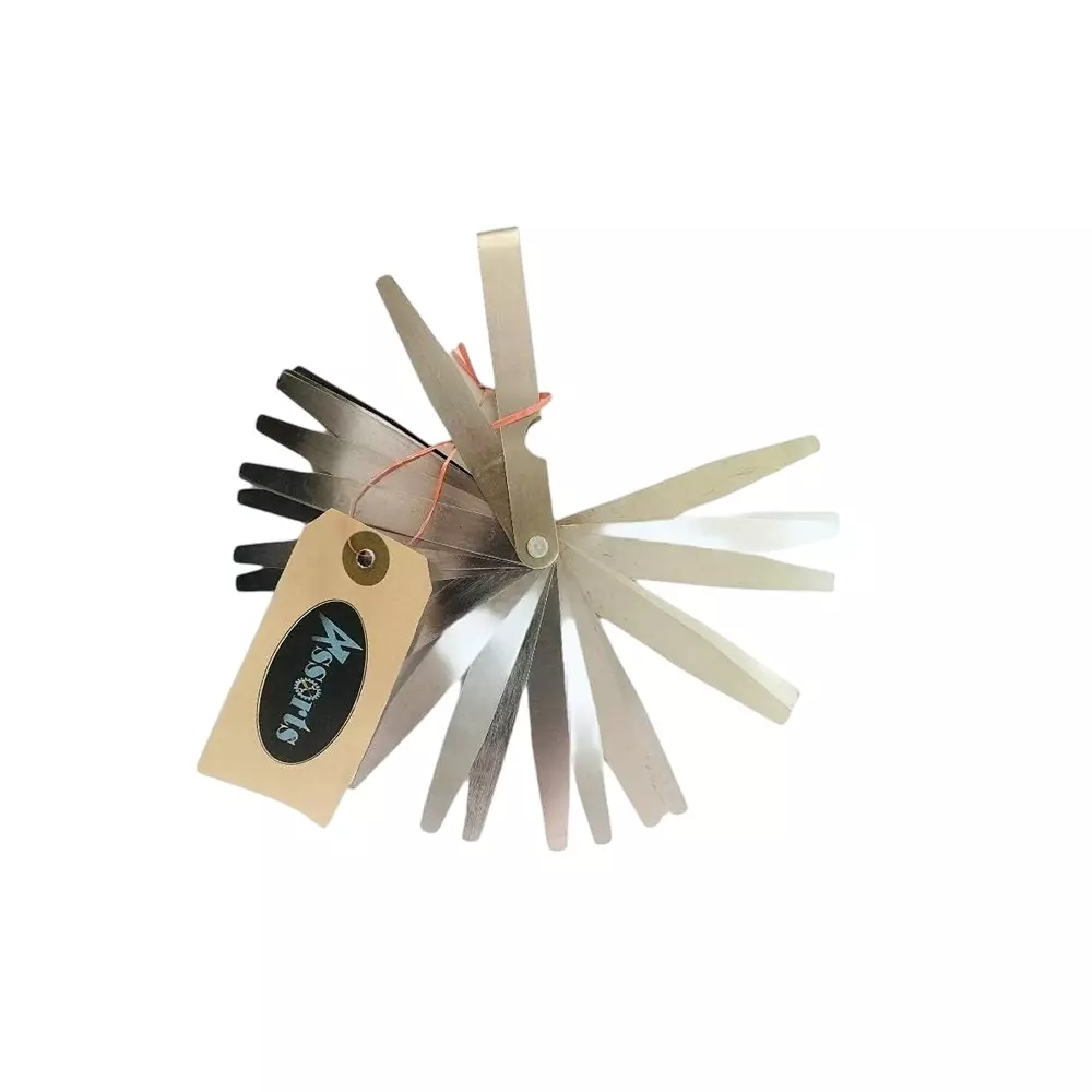 Assorts Metric Standard Feeler Gauge Stainless Steel 0.03-1 mm 26 Blades Compact and Portable