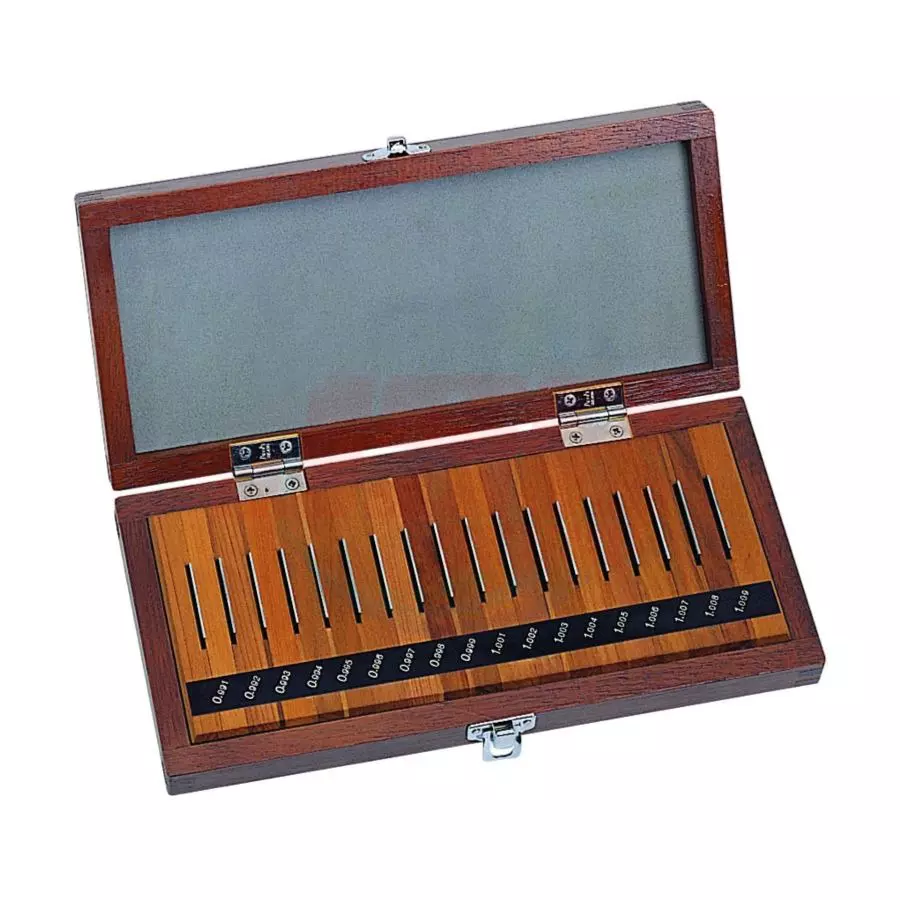 Mitutoyo Gauge Block Sets Grade 0 Grade, 516-374-10 (18 Blocks)