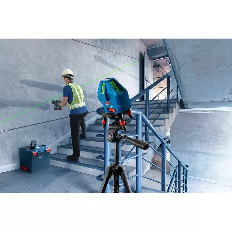 bosch-line-laser-level-green-ip54-protection-15-m-working-range-06010657k0