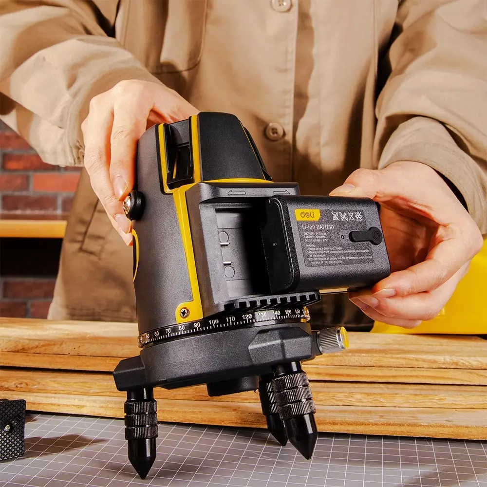 DELI Self-Leveling Line Laser 0~10 m Range, EDL332305