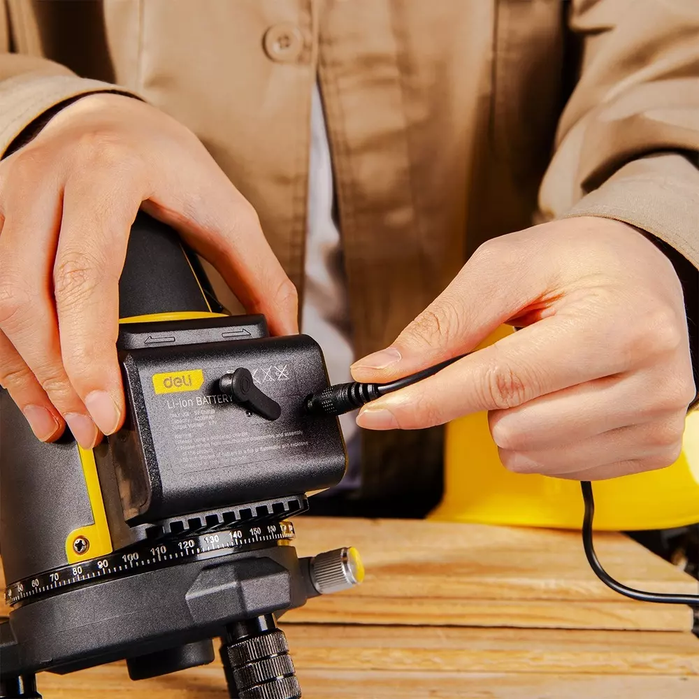 DELI Self-Leveling Line Laser 0~10 m Range, EDL332305