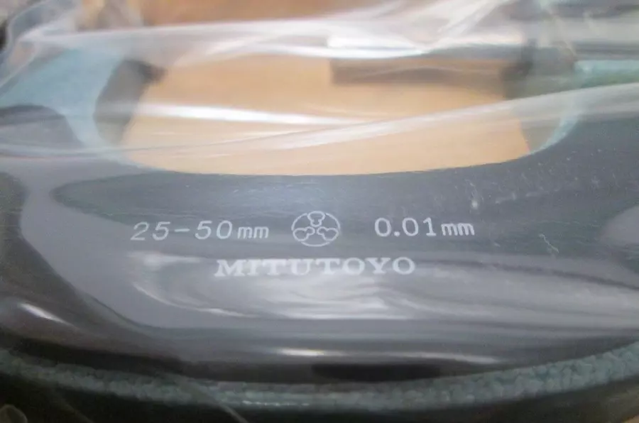 Mitutoyo 25-50 mm Digit Counter Micrometer 193-102