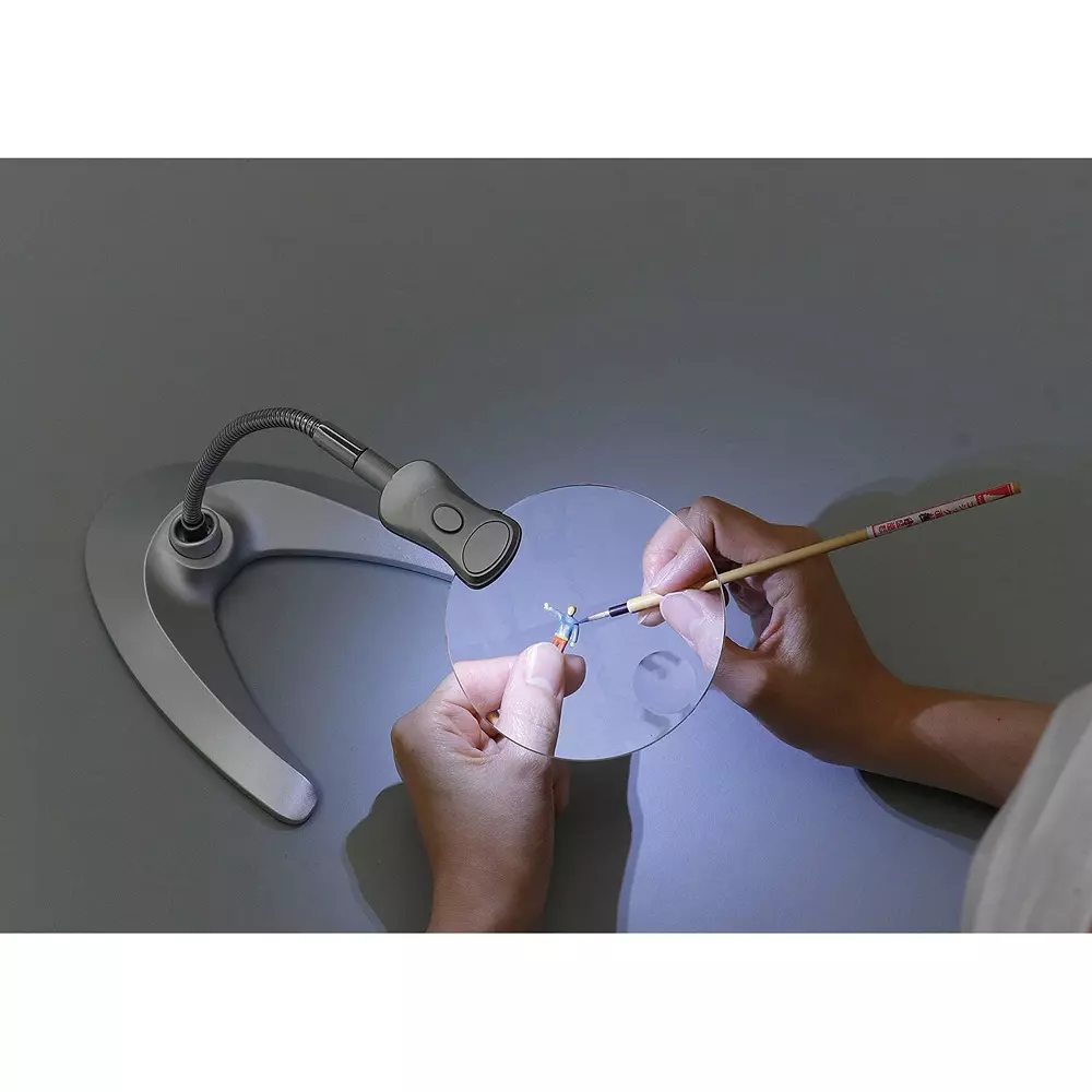 artec-stand-loupe-48626666