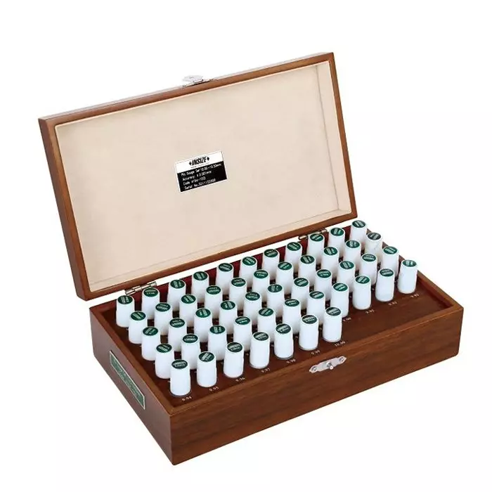 INSIZE 51 Pcs Carbide Pin Gauge Set 0.30, 0.31, 0.32 to 1.00 mm Diameter and ± 1 μm Accuracy, 4194-15