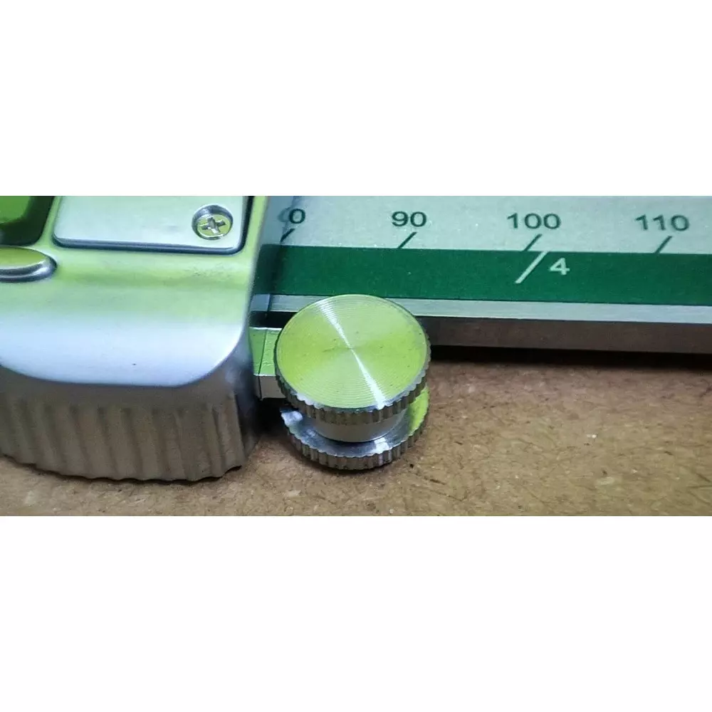 platinum-digital-vernier-caliper-stainless-steel-body-150-mm-measurement-range-and-002-mm-accuracy