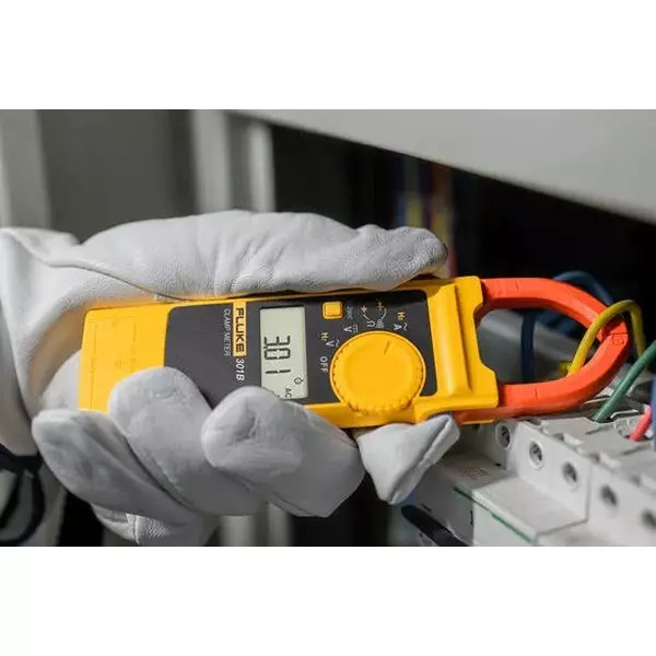 fluke-digital-clamp-meter-6000-counts-lcd-display-60-a-600-a-range-001-a-01-a-resolution-and-2--10-2--5-accuracy-301b