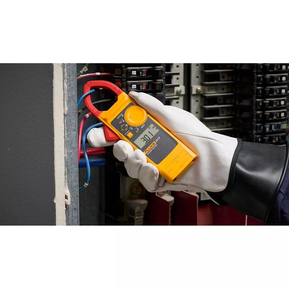 fluke-digital-acdc-clamp-meter-6000-counts-lcd-display-60-a-600-a-range-001-a-01-a-resolution-and-2--10-2--5-accuracy-301d