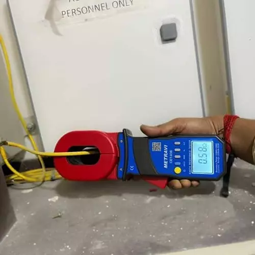 metravi-clamp-on-groundearth-resistance-testers-with-bluetooth-jaw-6532-mm-measuring-range-001--1500-cet-03b