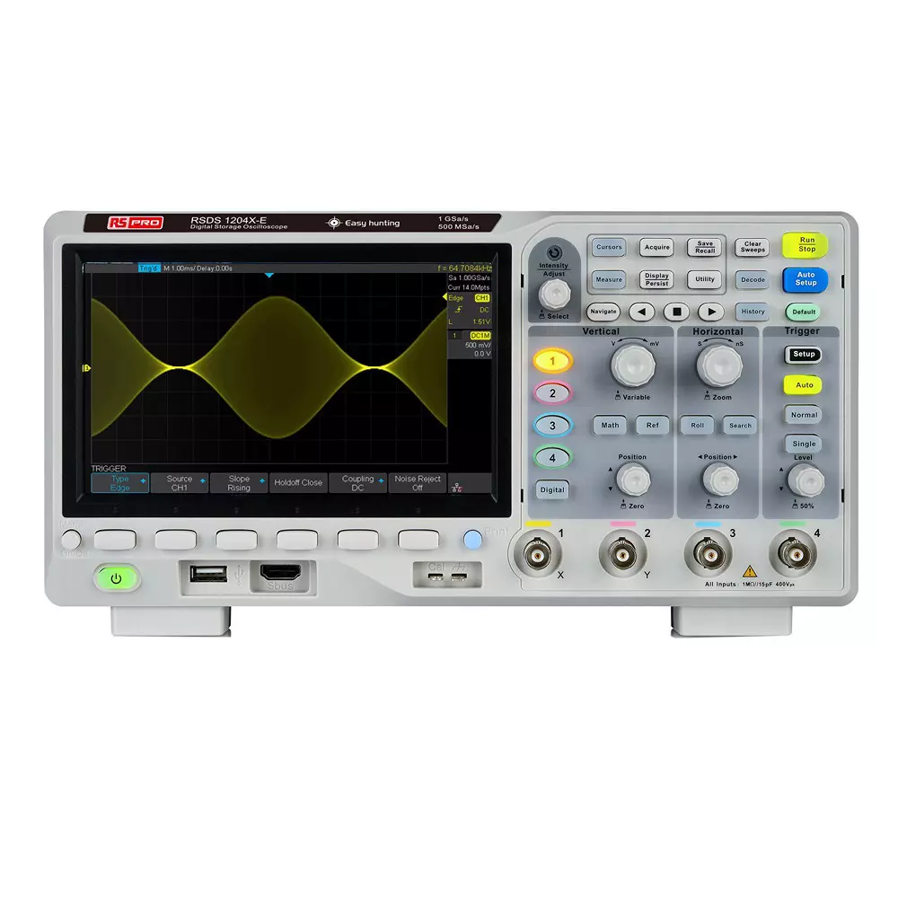 RS PRO Bench Digital Oscilloscope TFT LCD Mains 312x132.6x151 mm 200 mHz UKAS 1 mΩ ±2% 18pf ±2pf, 2369000