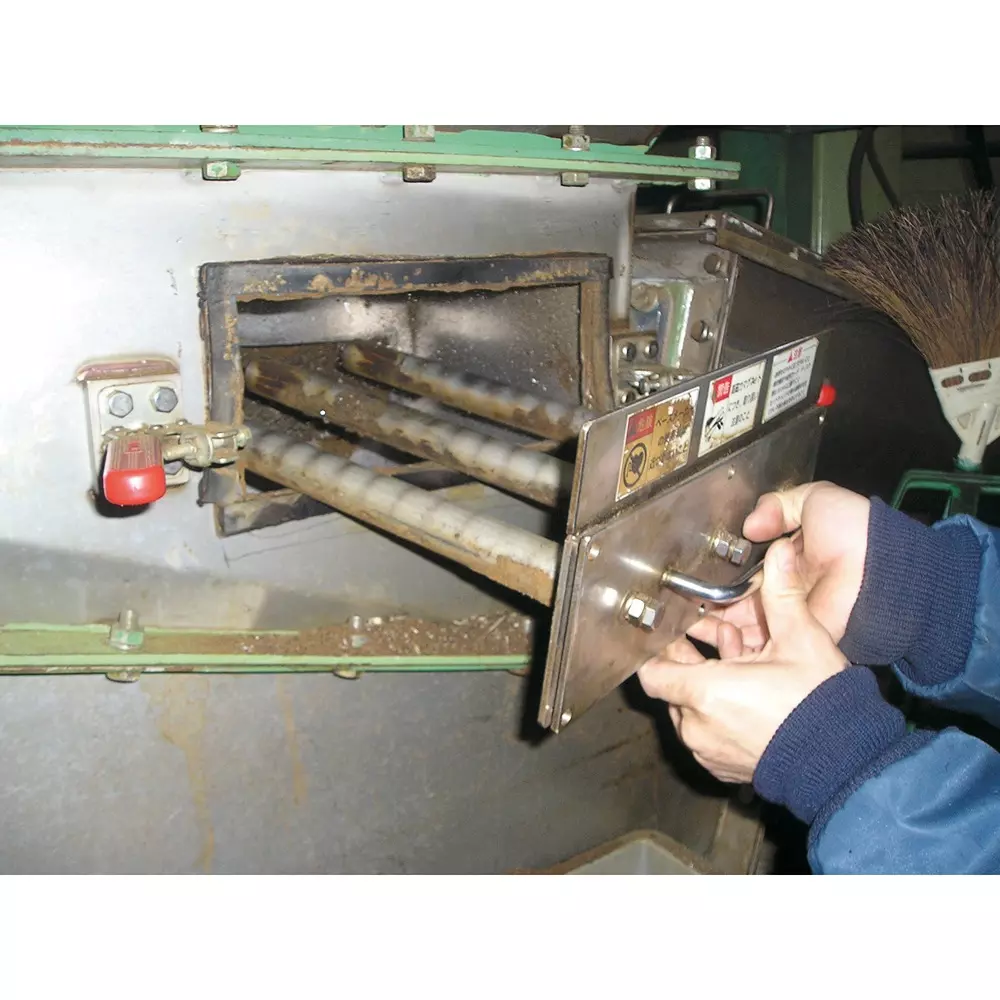 sanitary-magnet-bar