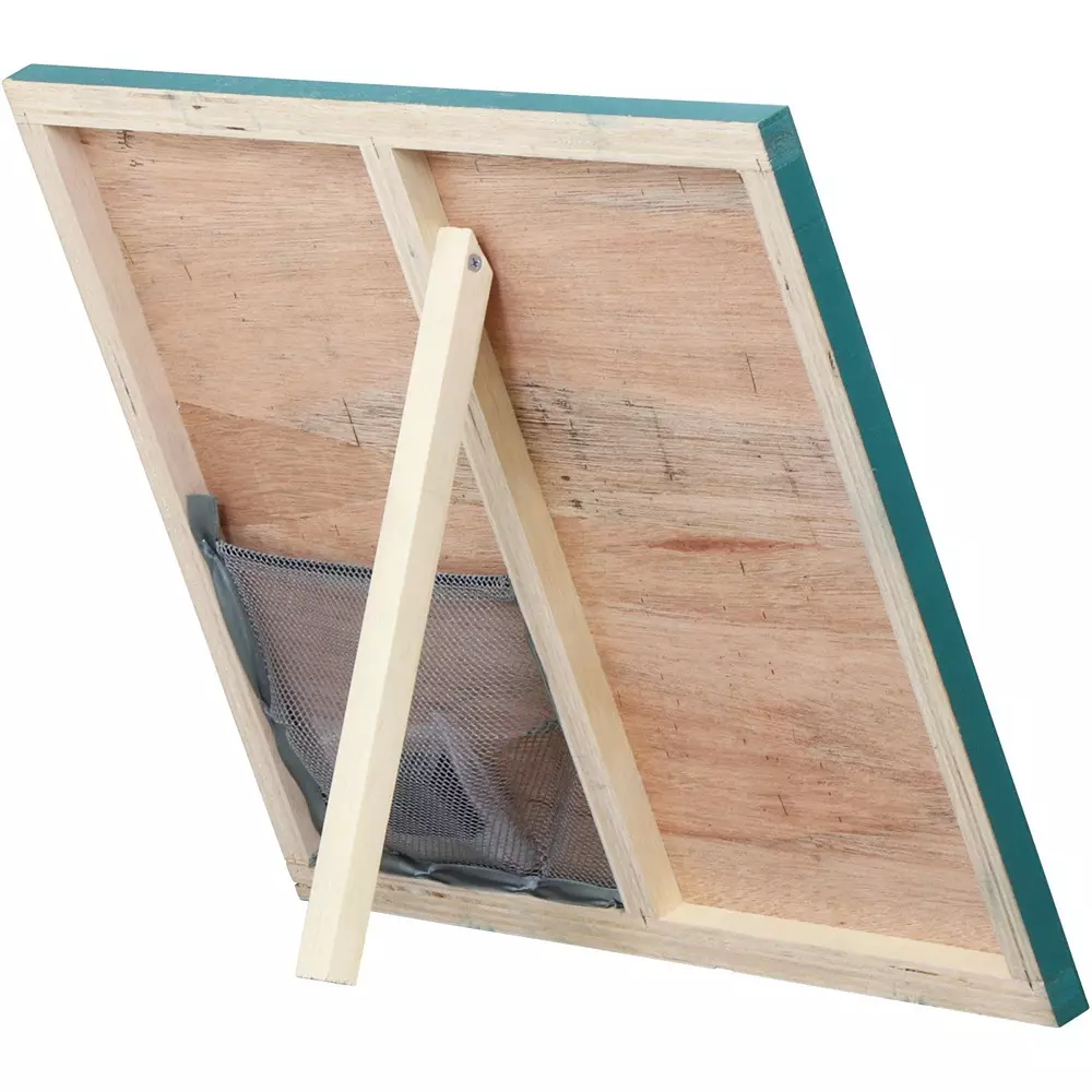 wooden-blackboard