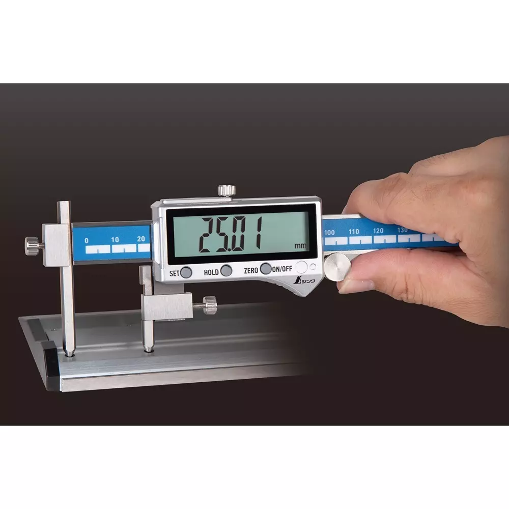 shinwa-rules-digital-caliper-hole-pitch-measurement-242x66x20-mm-and-001-mm-minimum-reading-19832