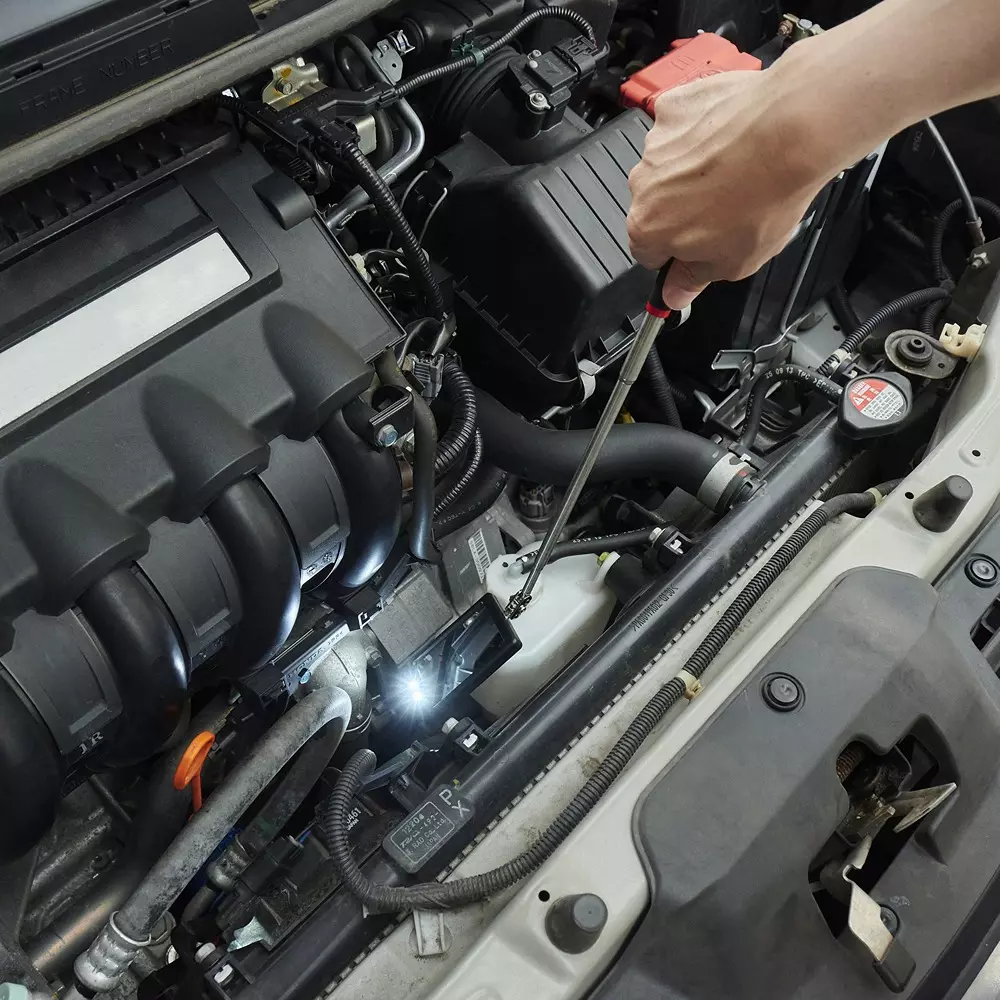 monotaro-inspection-mirror-with-led-light-42x64-mm-size-285-to-880-mm-overall-length-54778554